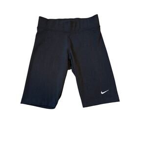 Nike Women's Mid-Rise 10" Biker Shorts Size Small